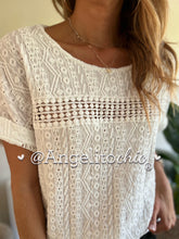 Cargar imagen en el visor de la galería, Polera broderí Amanda - AngelitoChic