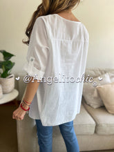 Cargar imagen en el visor de la galería, Blusa corazones
