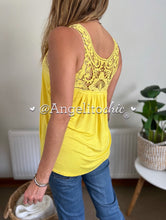 Cargar imagen en el visor de la galería, Polera broderi Anita-AngelitoChic