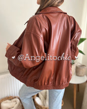 Cargar imagen en el visor de la galería, Chaqueta Bomba ecocuero - AngelitoChic