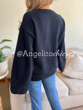 Cargar imagen en el visor de la galería, Sweater corazón