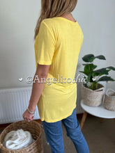 Cargar imagen en el visor de la galería, Polera broderi Francisca - AngelitoChic