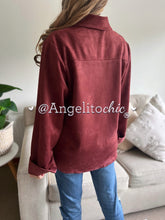 Cargar imagen en el visor de la galería, Blusa símil gamuza Aylin