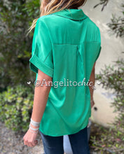 Cargar imagen en el visor de la galería, Blusa Satin Isabella - AngelitoChic