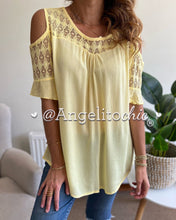 Cargar imagen en el visor de la galería, Polera broderí Alicia-AngelitoChic