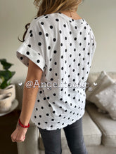Cargar imagen en el visor de la galería, Polera lunares Macarena-AngelitoChic
