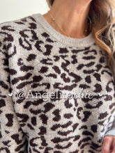 Cargar imagen en el visor de la galería, Sweater print Kenia-AngelitoChic
