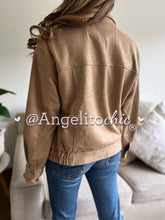 Cargar imagen en el visor de la galería, Chaqueta suede Diana-AngelitoChic