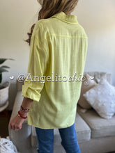 Cargar imagen en el visor de la galería, Blusa Jacinta amarilla