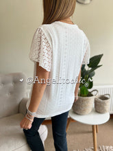 Cargar imagen en el visor de la galería, Polera broderí - AngelitoChic