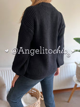 Cargar imagen en el visor de la galería, Sweater trenzado Valentina - AngelitoChic 
