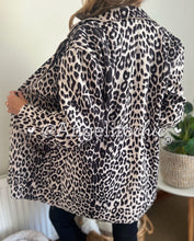Cargar imagen en el visor de la galería, Blazer print Anahita - AngelitoChic
