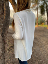 Cargar imagen en el visor de la galería, Polera hilo Lina - AngelitoChic
