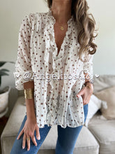Cargar imagen en el visor de la galería, Blusa vuelos lunares
