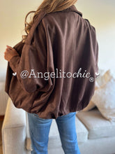Cargar imagen en el visor de la galería, Chaqueta simil gamuza Atenea-AngelitoChic 
