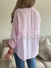 Cargar imagen en el visor de la galería, Blusa rosada Daniela
