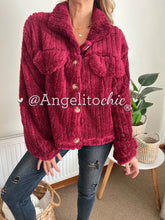 Cargar imagen en el visor de la galería, Chaqueta peludita María - AngelitoChic 
