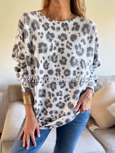 Cargar imagen en el visor de la galería, Sweater print Kiara- AngelitoChic 
