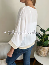 Cargar imagen en el visor de la galería, Blusa bambula Ada - AngelitoChic 
