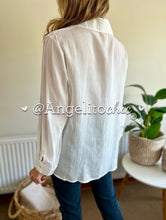 Cargar imagen en el visor de la galería, Blusa volados Trini - AngelitoChic 
