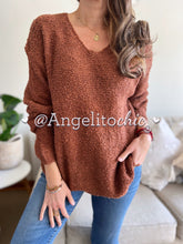 Cargar imagen en el visor de la galería, Sweater bucle Noa-AngelitoChic

