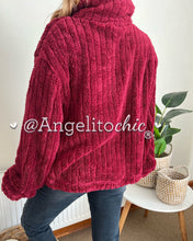 Cargar imagen en el visor de la galería, Chaqueta peludita María - AngelitoChic 

