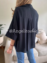 Cargar imagen en el visor de la galería, Blusa viscosa Ananda-AngelitoChic
