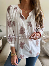 Cargar imagen en el visor de la galería, Blusa bordada Dalia
