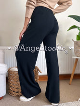 Cargar imagen en el visor de la galería, Pantalón lanilla Rosario - AngelitoChic 
