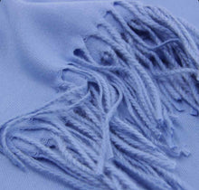 Cargar imagen en el visor de la galería, Bufanda cashmere suave azul cielo
