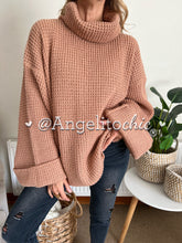 Cargar imagen en el visor de la galería, Sweater tejido Olivia

