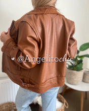 Cargar imagen en el visor de la galería, Chaqueta ecocuero chiporro Ariana -AngelitoChic 
