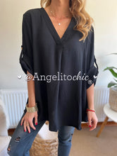 Cargar imagen en el visor de la galería, Blusa crep Silvana
