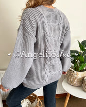 Cargar imagen en el visor de la galería, Sweater tejido Tania - AngelitoChic 

