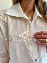 Cargar imagen en el visor de la galería, Blusa estrella Lucia
