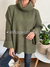 Cargar imagen en el visor de la galería, Sweater tejido Olivia
