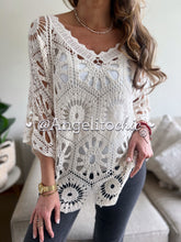 Cargar imagen en el visor de la galería, Polera macramé Amelia-AngelitoChic
