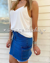 Cargar imagen en el visor de la galería, Mini cargo Jeans Lala - AngelitoChic
