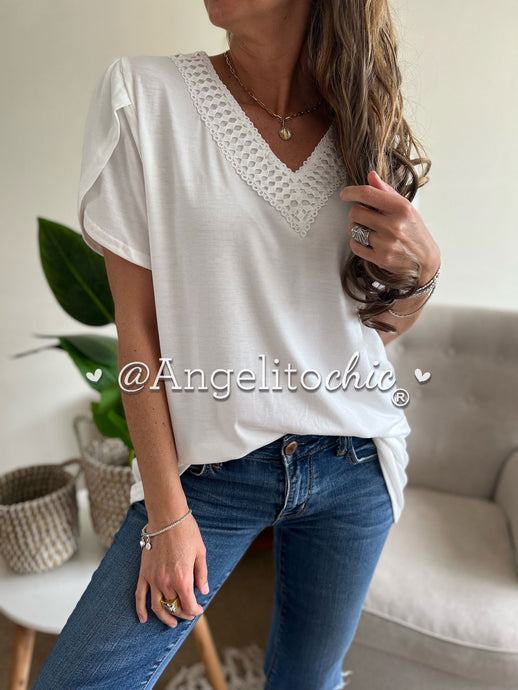 Polera cuello macramé - AngelitoChic