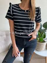 Cargar imagen en el visor de la galería, Polera rayitas vuelos Jaci - AngelitoChic
